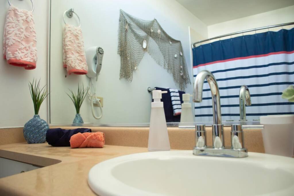 Vistas Apartment @ Puerto Nuevo Beach Vega Baja Ngoại thất bức ảnh